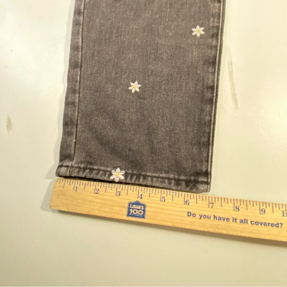 PacSun Highrise Straight Leg Black Embroidered Daisy Floral Jeans size 26 2 - Picture 8 of 14